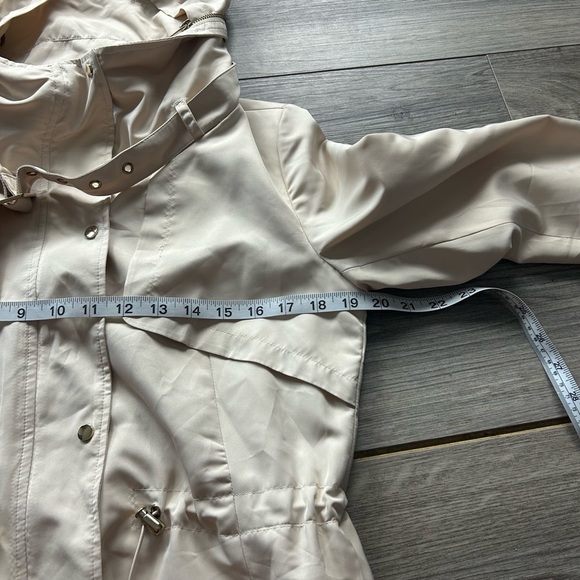 Zara Zip Up Hooded Windbreaker‎ Jacket size Medium - Picture 2 of 7